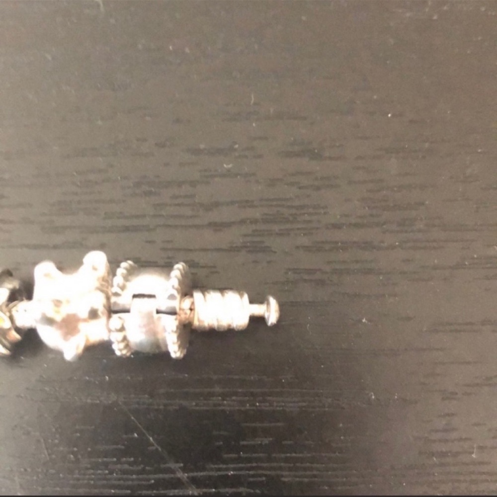 Authentic Pandora bracelet with sterling silver charms - Picture 13 of 16